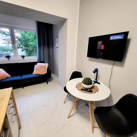 Mini Apartamenty Познань Экстерьер фото